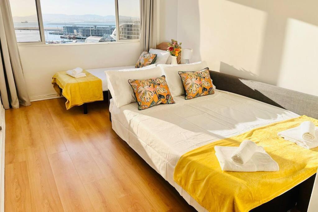 The Rock Retreat - Gibraltar 아파트 외부 사진